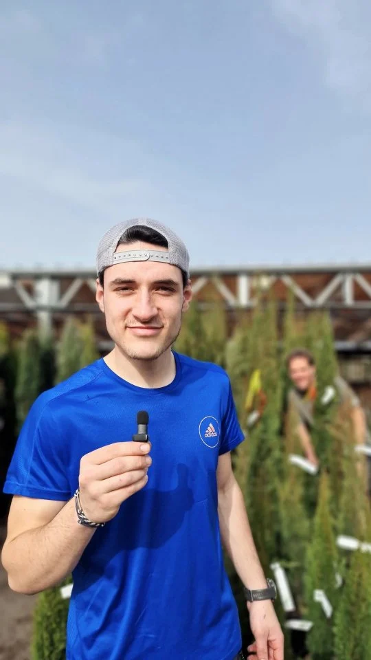 Dernière info en direct de la Végétalerie Ferriere Fleurs : Cyrille nous dit enfin tout sur les animations prévues pour les Journées Printemps #10ans - du 26 au 28 Mars ! 🌿

Les infos sont sorties... mais l'enquête continue ! On vous dévoile tous les détails très bientôt ✌🏼

#ferrierefleurs #printemps #enquete #evenement